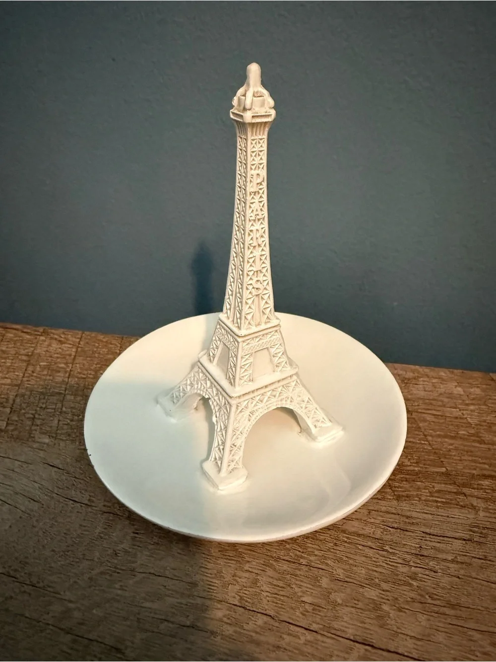 White Eiffel Tower Ring Dish